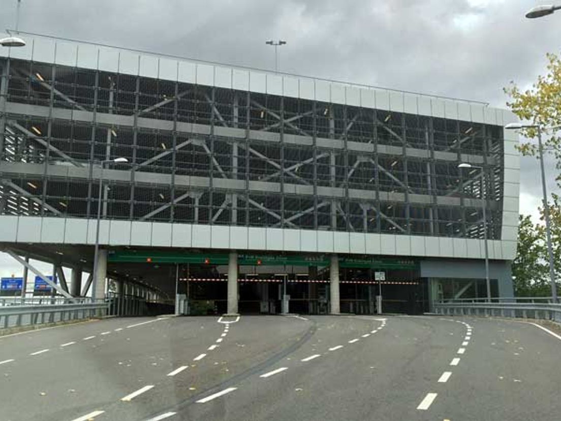 Alle parkeerdekken bij Kralingse Zoom weer open Rijnmond