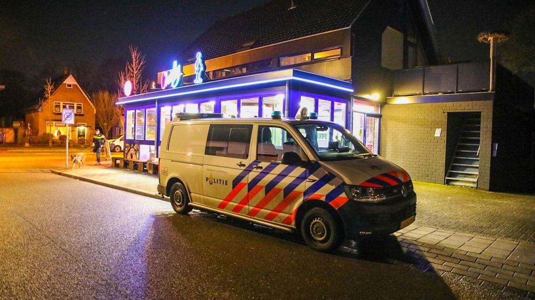 Overval op cafetaria Charly in Apeldoorn.