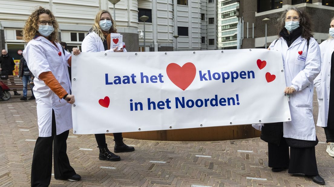 Aanbieding petitie 'Laat UMCG een (kind)hartcentrum blijven’ op 8 februari in Den Haag