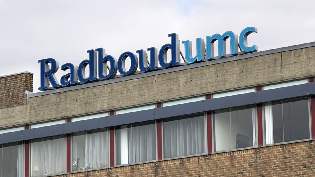 Het Radboudumc mocht de oncoloog nu niet ontslaan, maar de vrouw staat toch op straat.