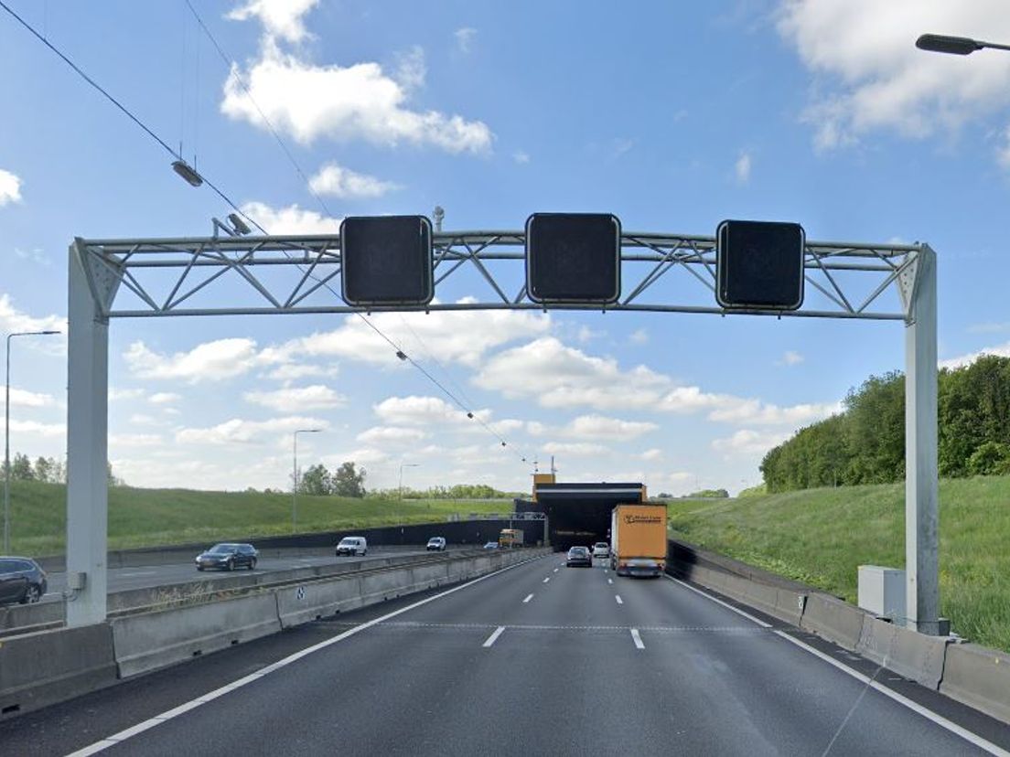 De Heinenoordtunnel richting de Hoeksche Waard.