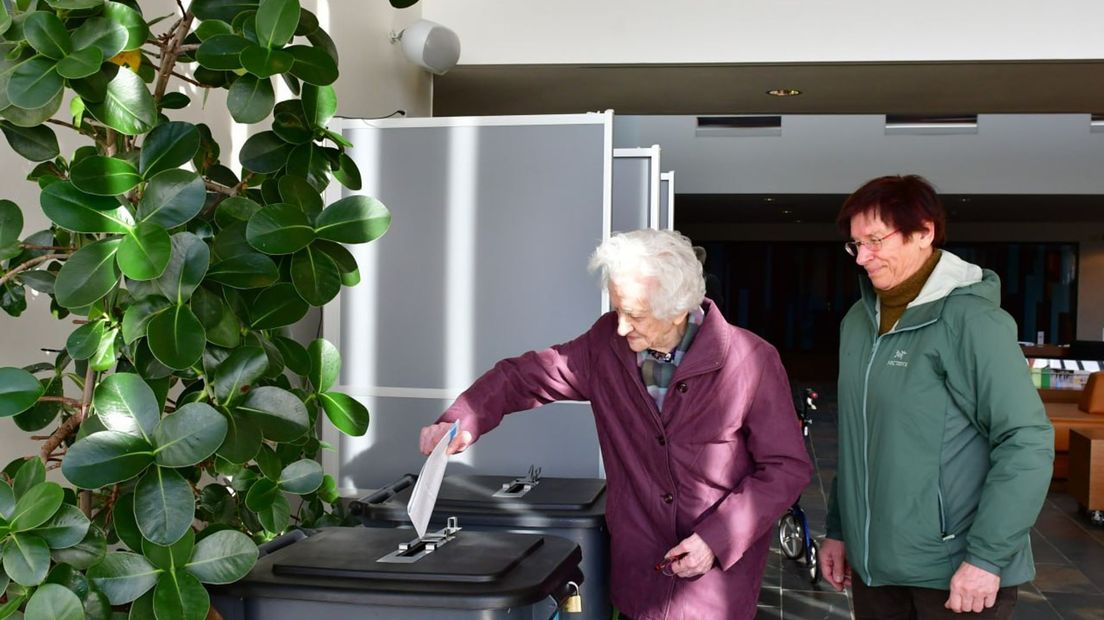 Oudste inwoner van Dalfsen heeft gestemd