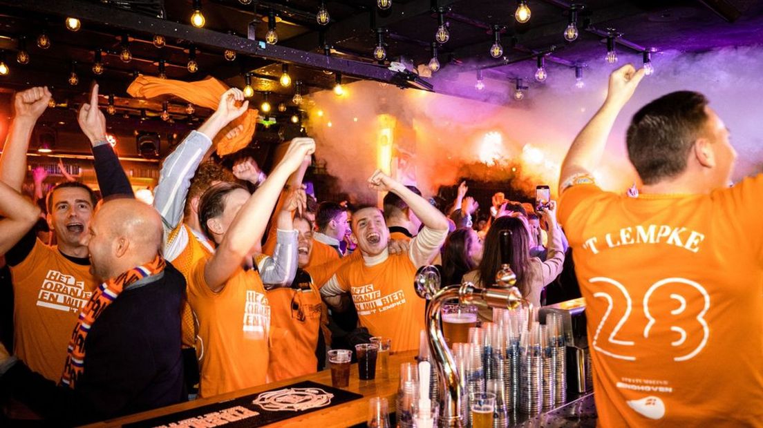 We kunnen Nederland-Argentinië op verschillende plekken samen kijken.