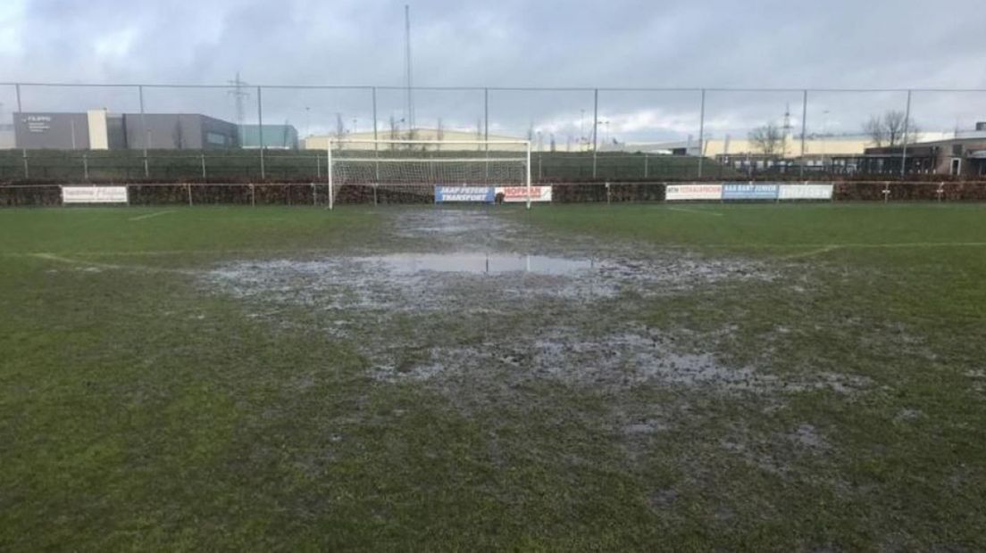 Het veld van Krayenhoff na een regenbui