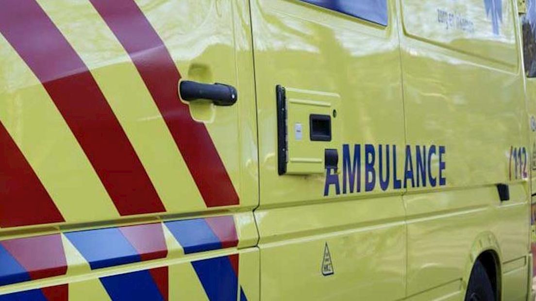 Ambulance ingeschakeld voor dronken man