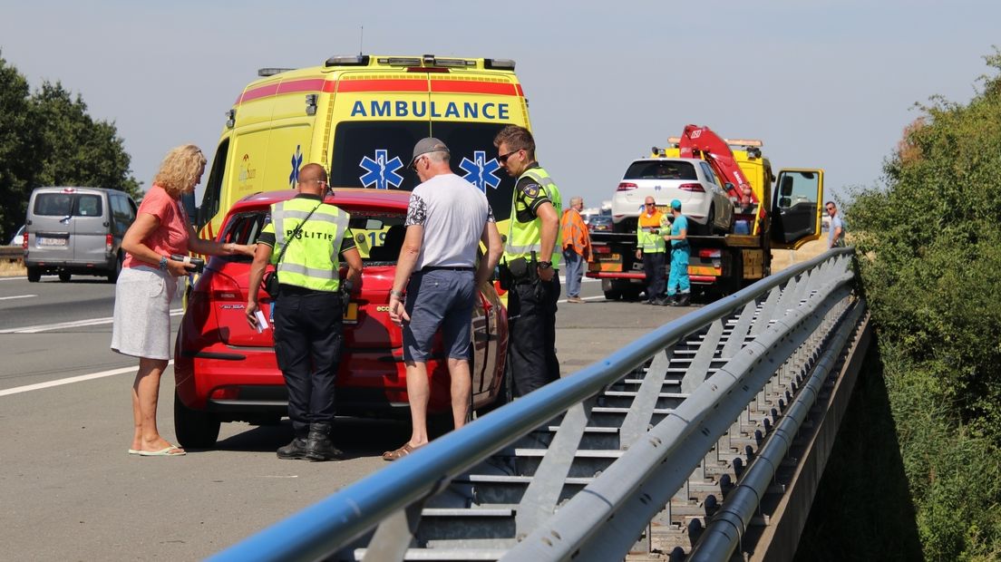 File Op A58 Bij Kruiningen Na Ongeluk Met Vijf Auto's - Omroep Zeeland