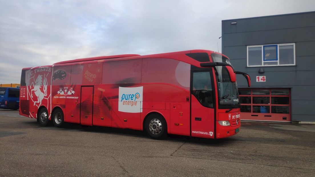 De spelersbus van FC Twente
