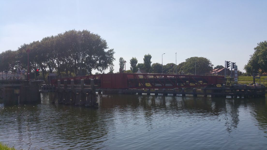 Zeeuwse bruggen kunnen hitte niet aan