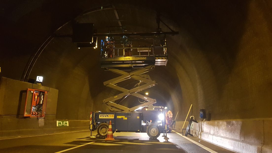 Dit gebeurde er vannacht in de Westerscheldetunnel...