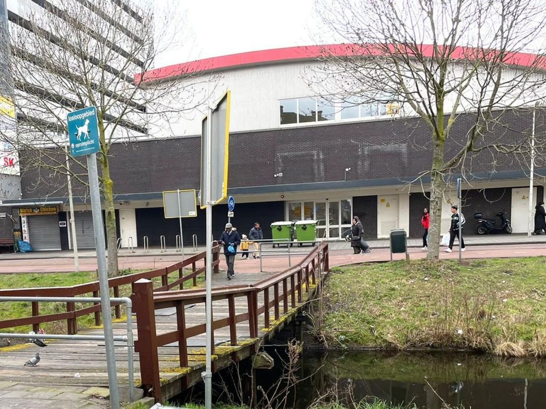Molenwijk krijgt nieuwe voetgangsersbrug naar winkels