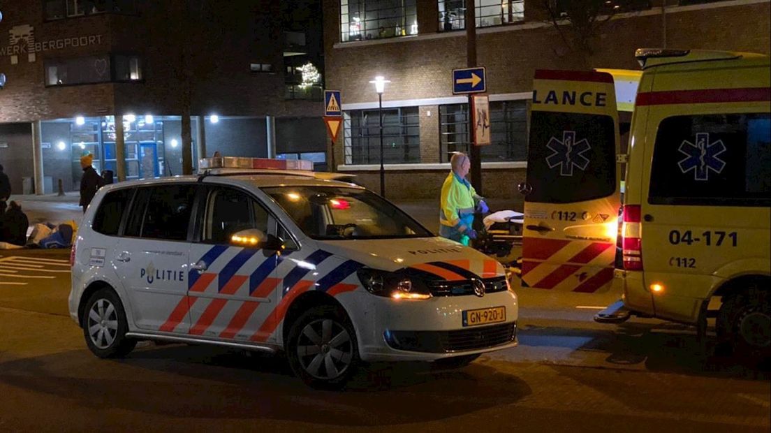 Fietser gewond naar ziekenhuis door ongeval in Deventer