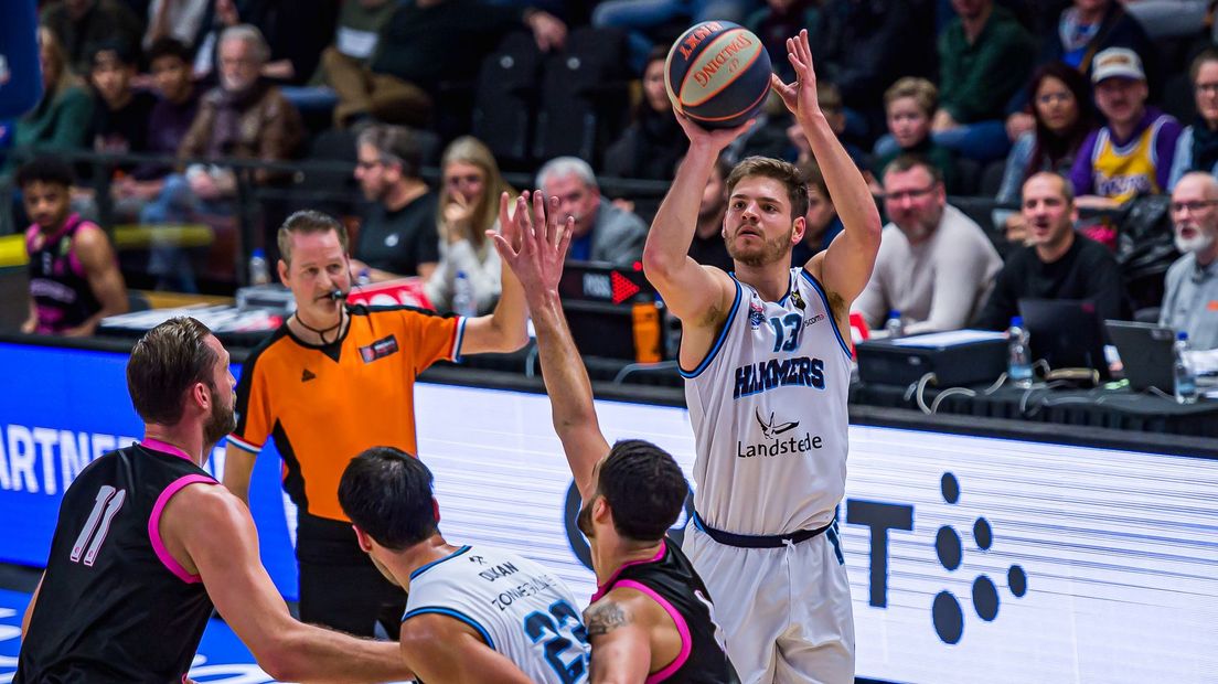 Landstede Hammers naar bekerfinale
