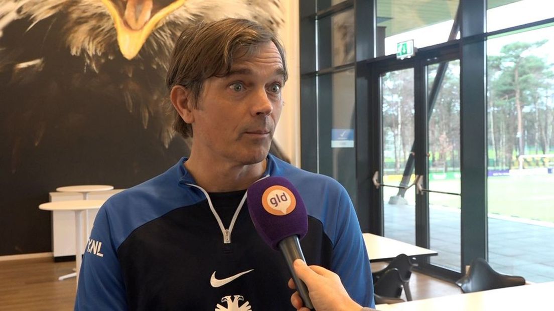 Phillip Cocu kijkt uit naar de derby van zondag.