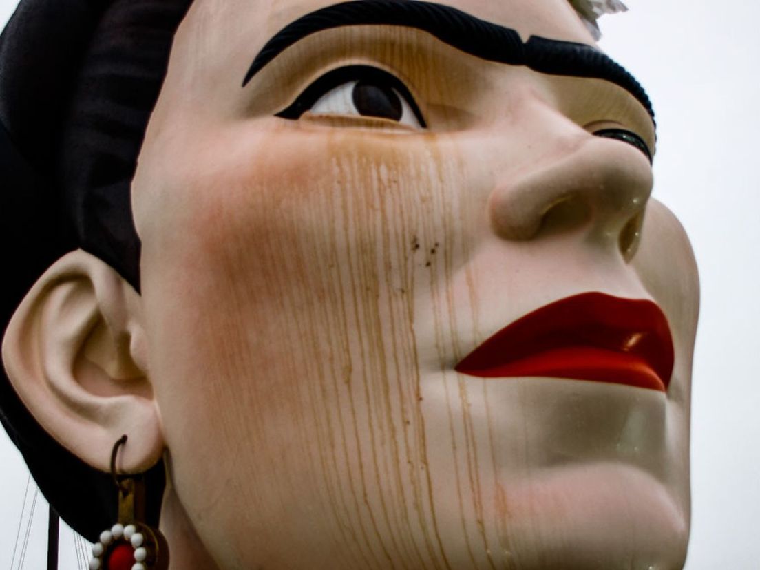 Frida Kahlo beeld uitgelopen