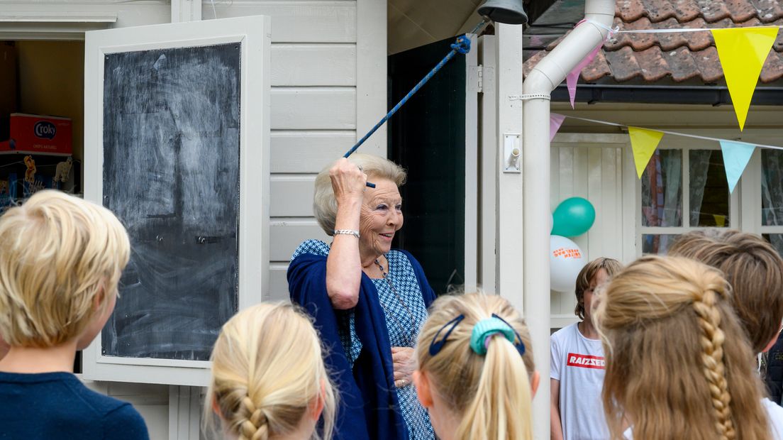 Prinses Beatrix opent Buitenspeeldag.