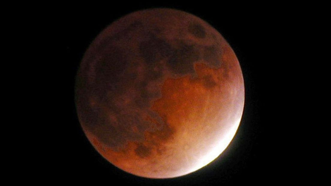 Een eerdere maansverduistering