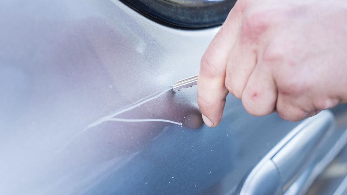 Tiental auto's vernield in Zwolle