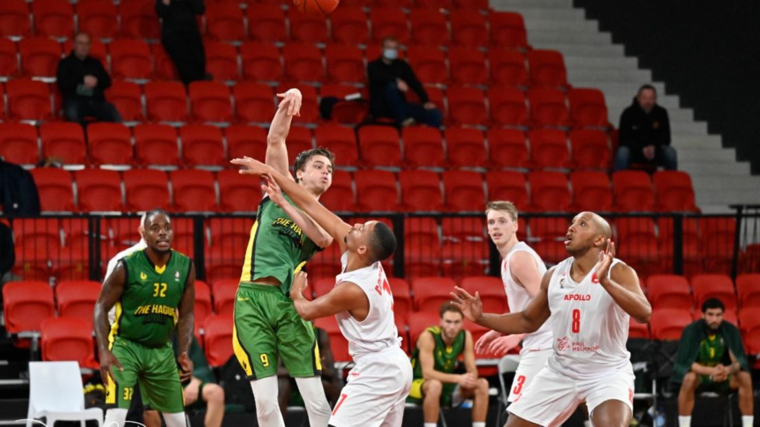 The Hague Royals tegen Amsterdam