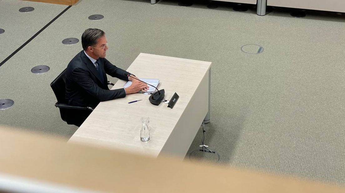 Premier Mark Rutte tijdens zijn verhoor door de parlementaire enquêtecommissie