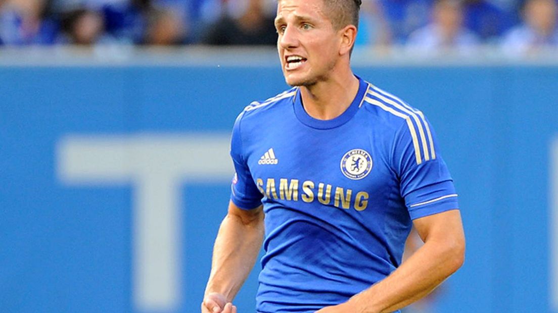 Ook Sam Hutchinson van Chelsea naar Vitesse