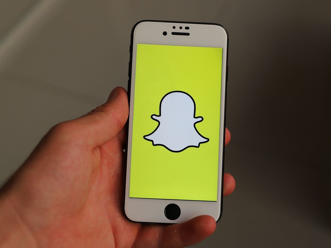 De man zat op sociale media als Snapchat