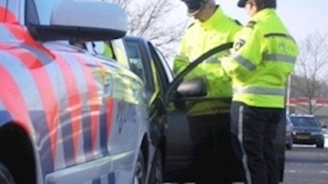 Bijna 80 bekeuringen bij controles
