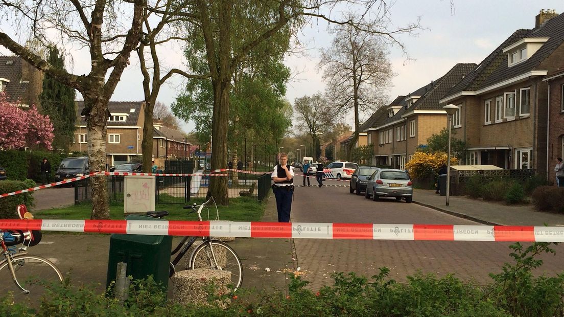 Politie zette gisteren de straat af voor het onderzoek