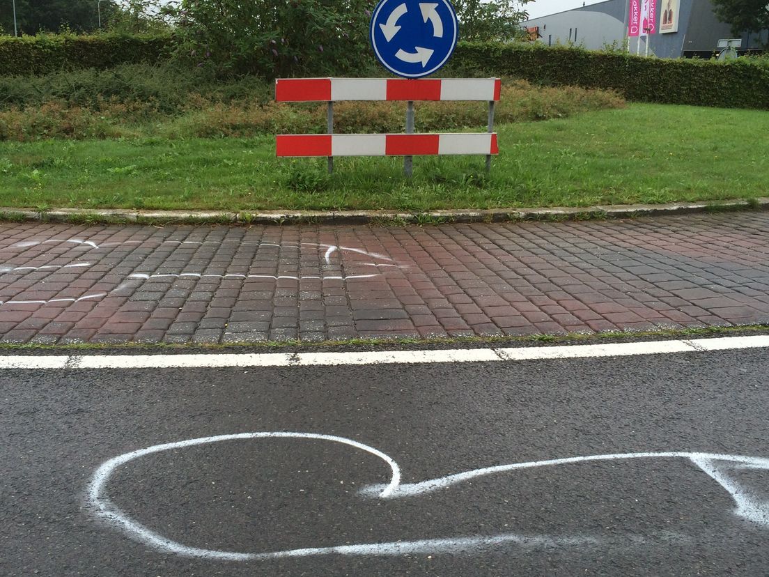De piemels bij de rotonde in Marsdijk (Rechten: RTV Drenthe / Margriet Benak)