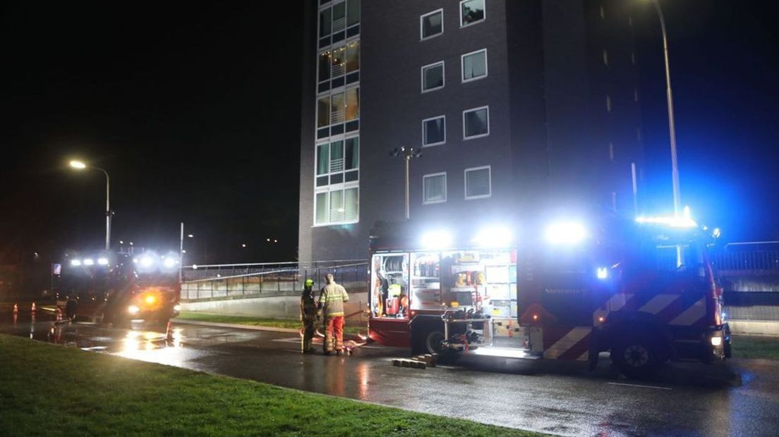 Zeer grote brand in flat in Nijmegen.