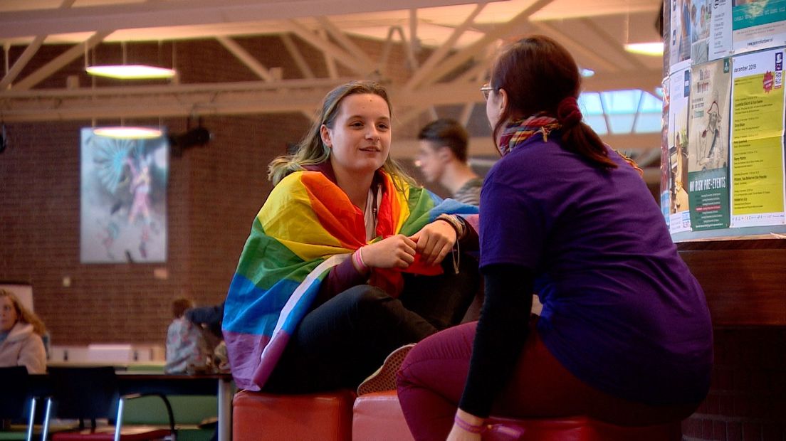 Studenten in actie op Paarse Vrijdag.