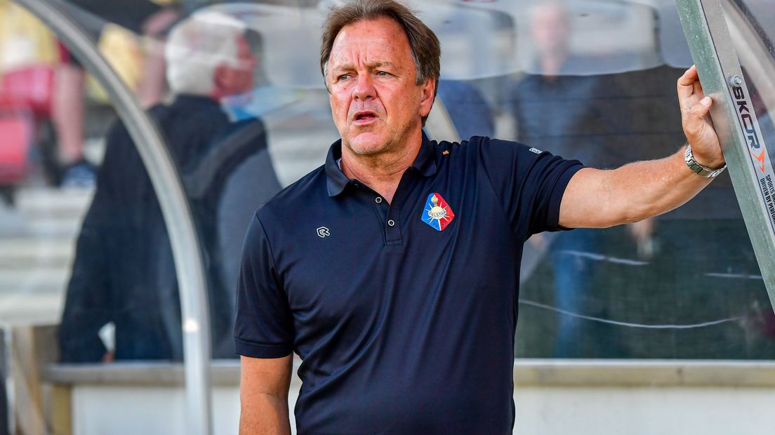 Mike Snoei is terug bij Telstar, vanavond ontvangt hij zijn oude club De Graafschap