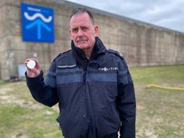 Liveblog: Erepenning voor forensisch onderzoeker Hans die slachtoffers Watersnoodramp hun naam teruggaf