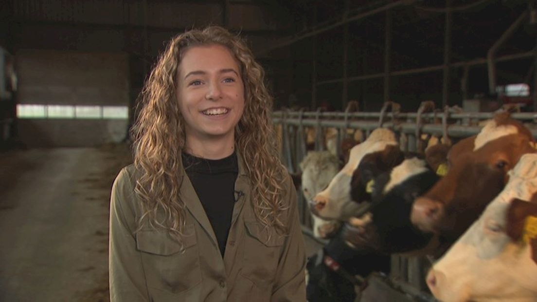 Anna (16) is de winnares van de Vrouw in de media Award 2019 Overijssel