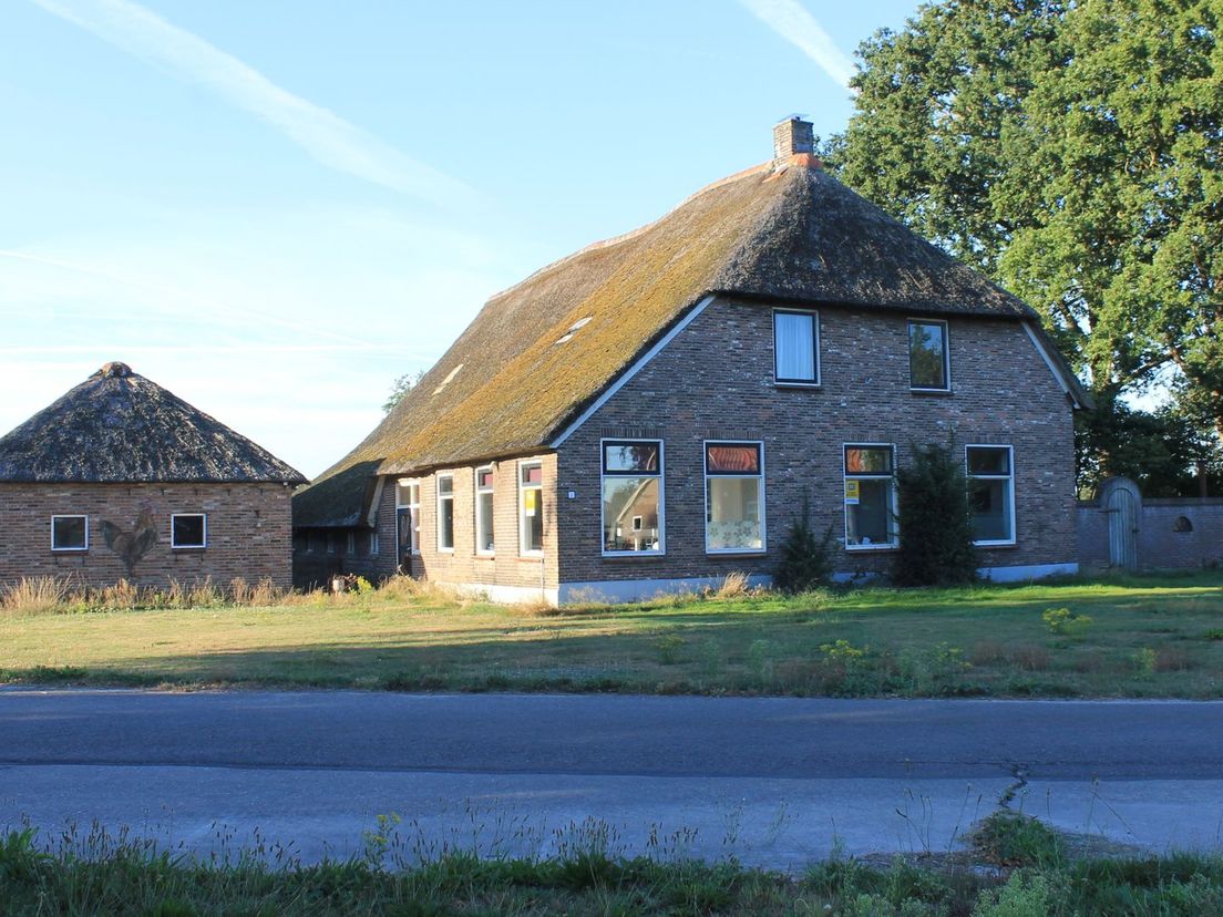 Grijp nul Integraal Deze vervallen boerderij uit 1700 bij Ruinerwold is door Noord-Brabant  gekocht om stikstofruimte te maken - RTV Drenthe