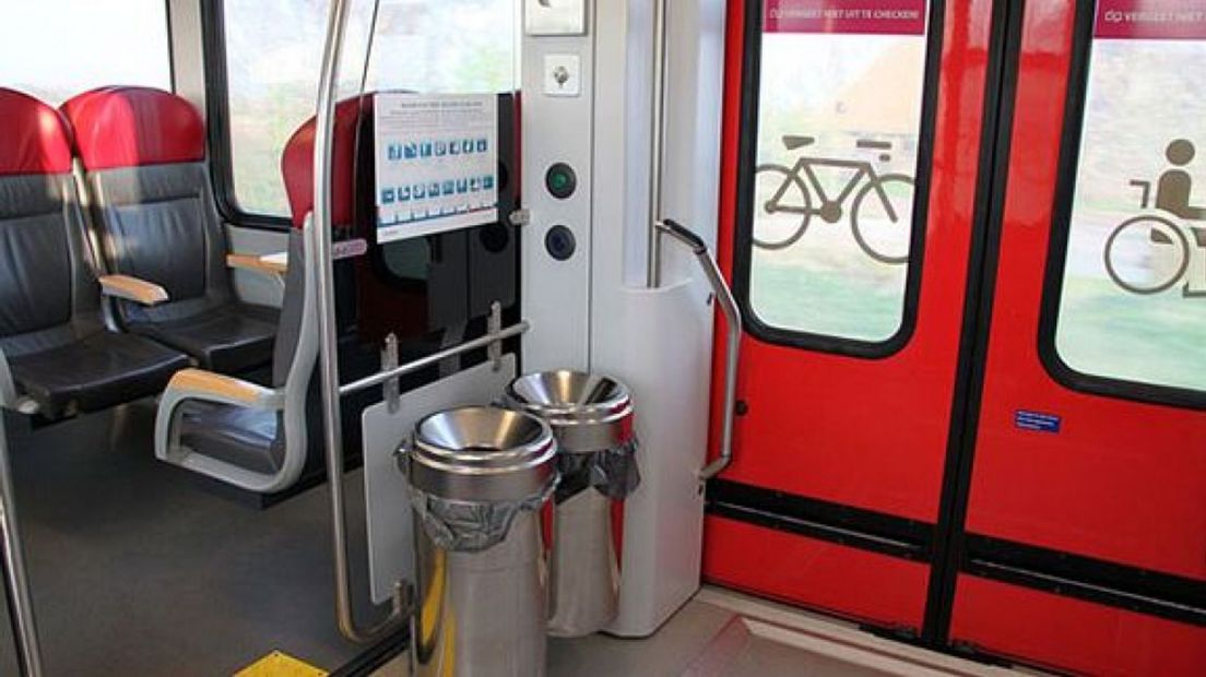Zorgen over mogelijk gesloten toiletten nieuwe treinen MerwedeLingelijn