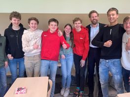Liefde en seks met de minister op Valentijnsdag: 'Ik krijg ook wel eens een bericht met gekke dingen'
