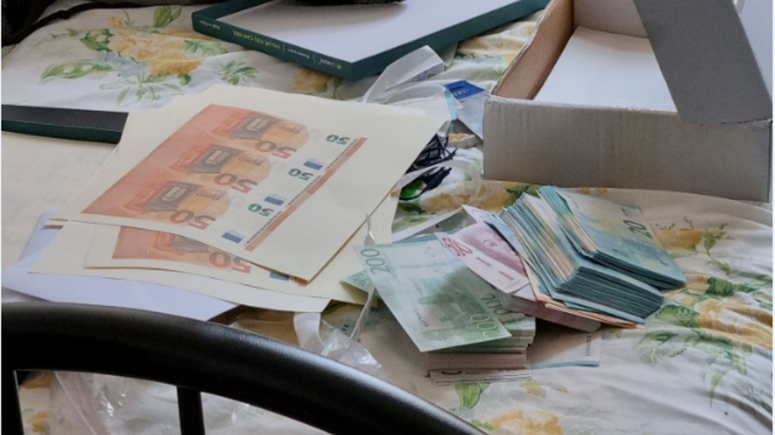Vals geld ontdekt bij inval