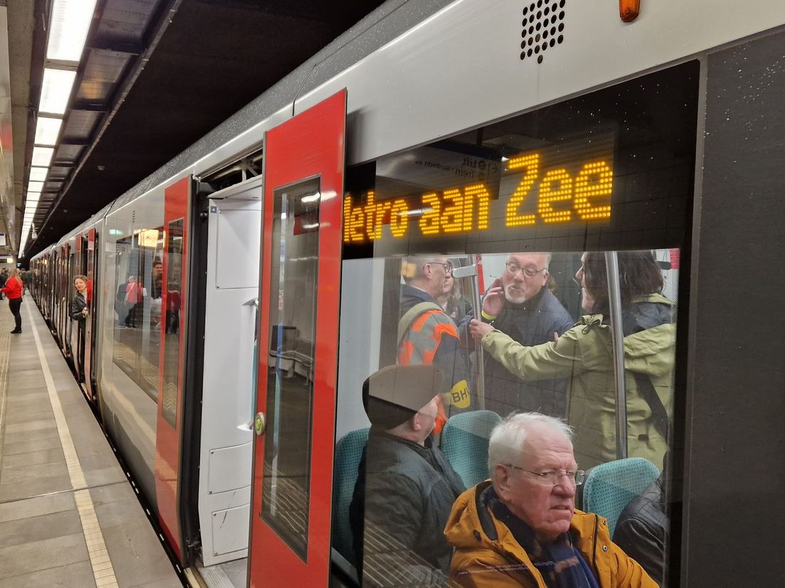 Metro aan Zee