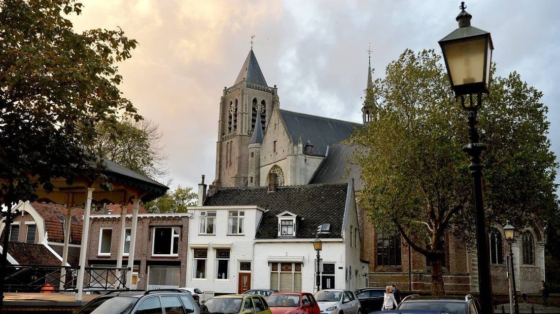 Vrijwilligers Tholen 650 jaar krijgen Medaille van Verdienste