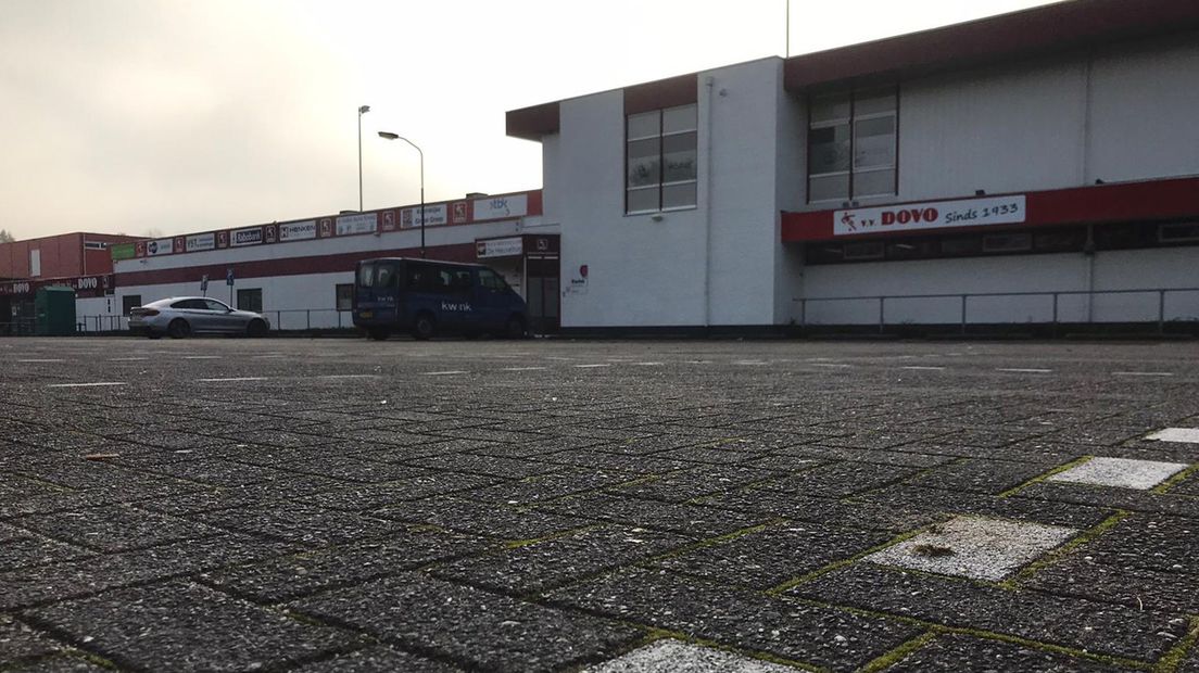 De mishandeling vond plaats op het parkeerterrein van Sportpark Panhuis
