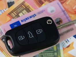 Man wordt bij Zwolle voor de vijftiende keer betrapt op rijden zonder rijbewijs