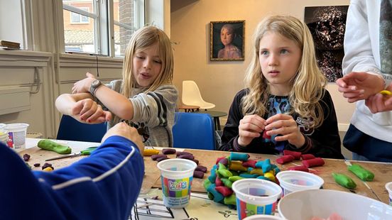 Mega-luchtkastelen als kunst: deze IJsselsteinse kinderen exposeren in een museum