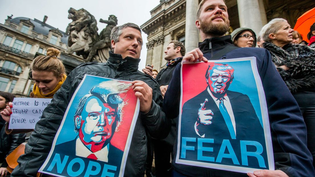 Protest in Brussel tegen 'muslin ban' van Trump (bron: ANP/EPA