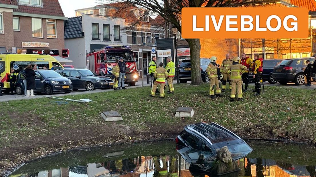 In Lochem reed een man de sloot in.
