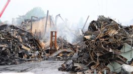 Grote ravage na vuurzee in bedrijfsloodsen in Blerick
