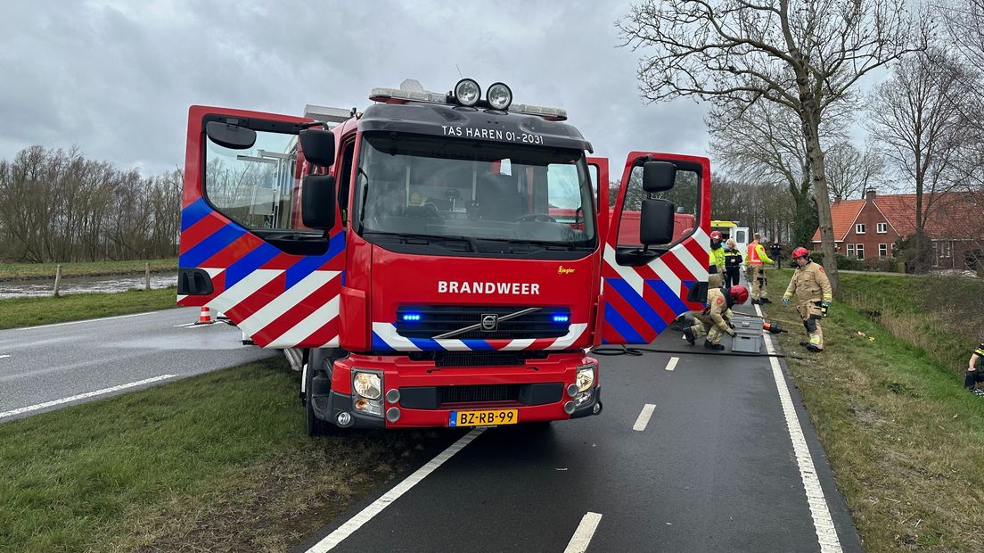Hulpdiensten bij het ongeval in Westerbroek