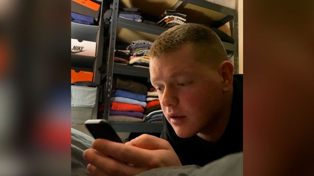 Kiki en Jesper zijn dag en nacht bezig met hun woningjacht.