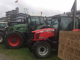 Boeren naar provinciehuis in Zwolle; ze eisen stopzetten handhaving