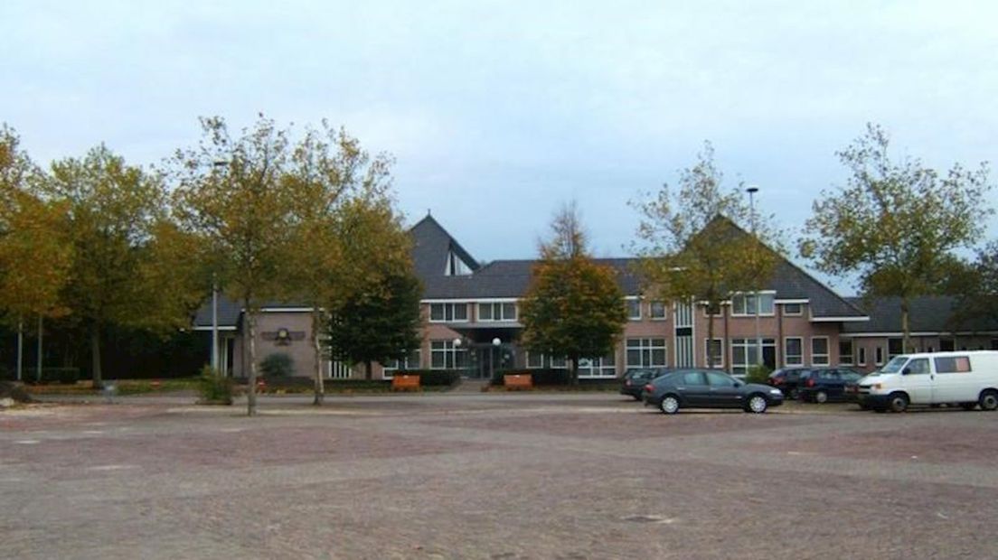 Gemeente Staphorst sluit wegen af