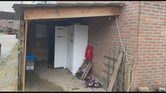 Weggeefkasten in Veendam: ‘Ik merk dat er steeds meer aanloop is'